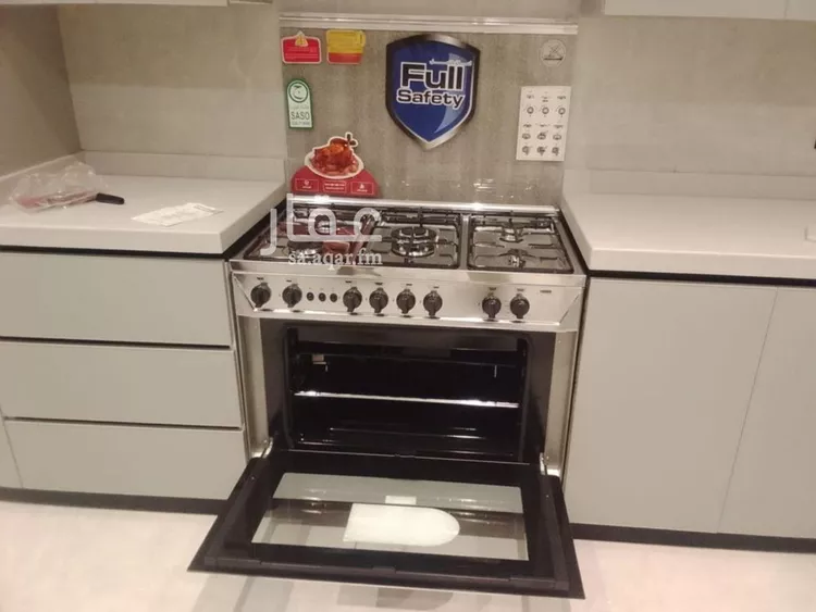 شقة للإيجار في شارع الرقعي, حي الحمراء, مدينة الخبر, المنطقة الشرقية