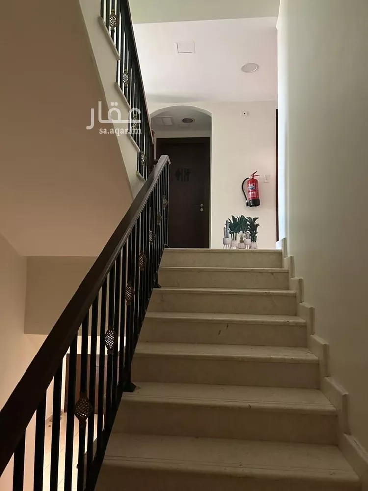 فيلا للبيع في شارع الوسيع, حي جلمودة, مدينة مدينه الجبيل الصناعيه, المنطقة الشرقية صورة 2