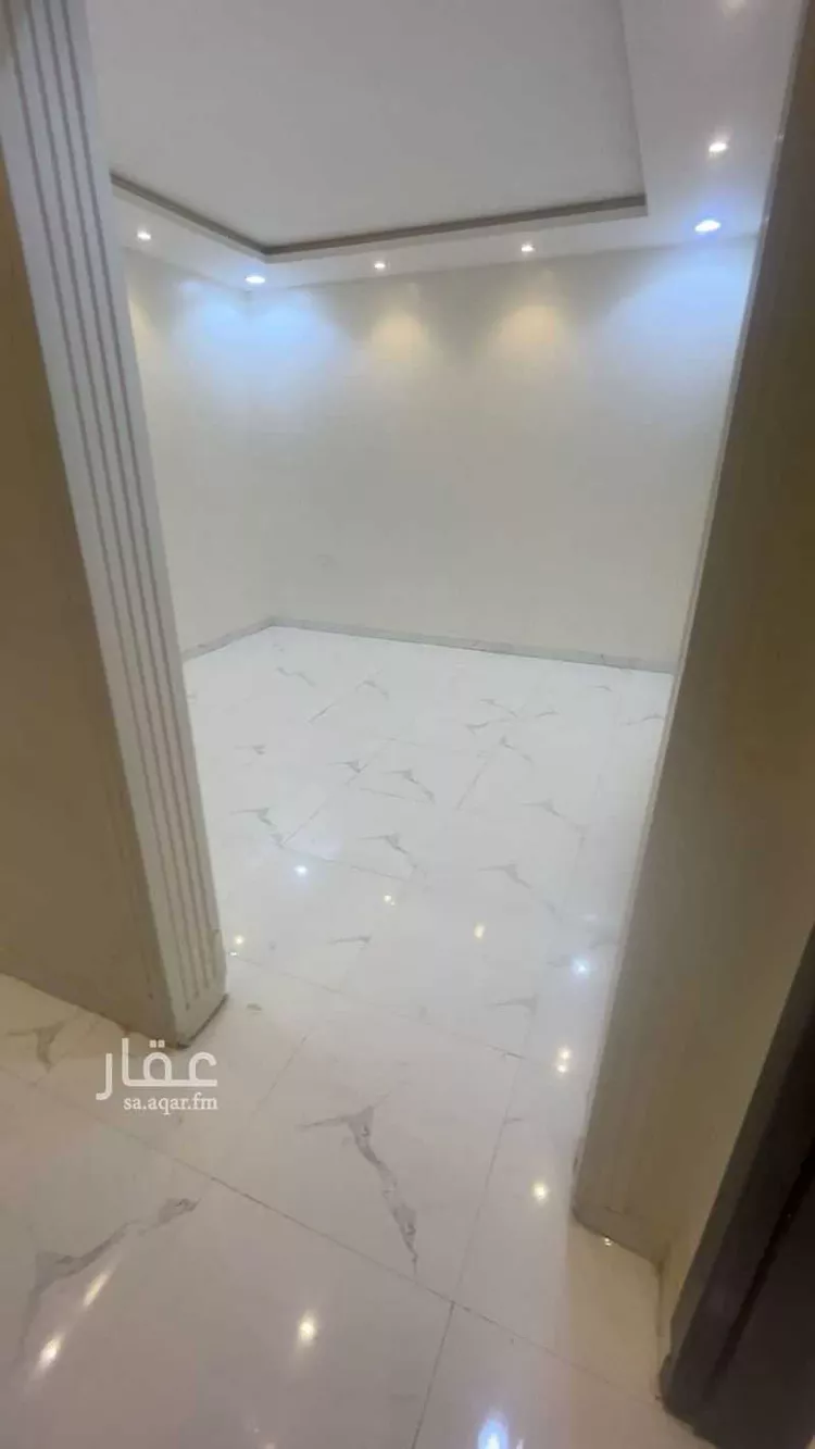 شقة للإيجار في شارع عائشة بنت أبي المعالي ، حي مطار الملك خالد الدولي ، الرياض ، منطقة الرياض صورة 3