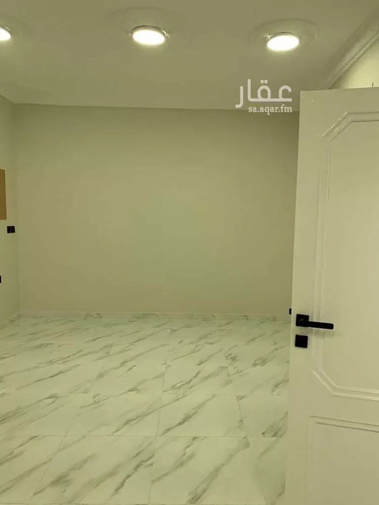 عمارة للبيع في شارع عمر ابن الحكم البهزي ، حي الوبرة ، المدينة المنورة ، منطقة المدينة المنورة صورة 2
