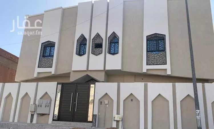 عمارة للبيع في حي ، شارع مسلم بن عبدالله الجهني ، حي عروة ، المدينة المنورة ، منطقة المدينة المنورة