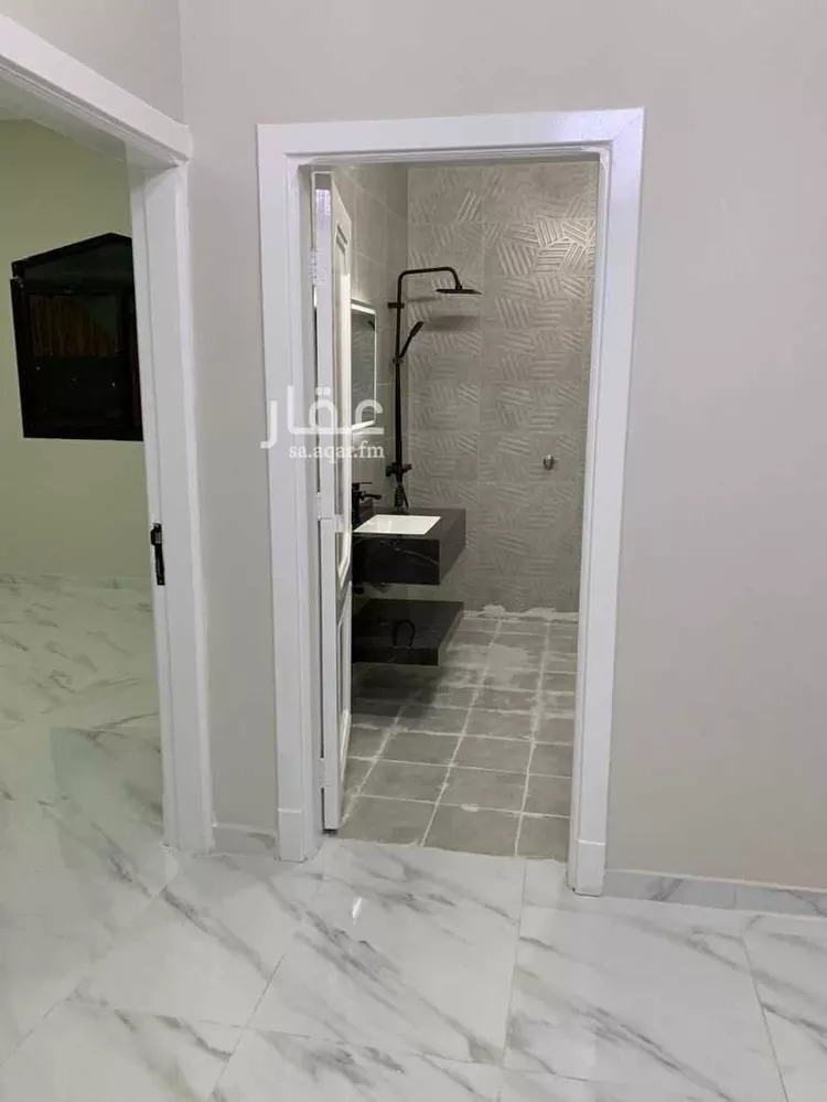 عمارة للبيع في شارع عمر ابن الحكم البهزي ، حي الوبرة ، المدينة المنورة ، منطقة المدينة المنورة صورة 4