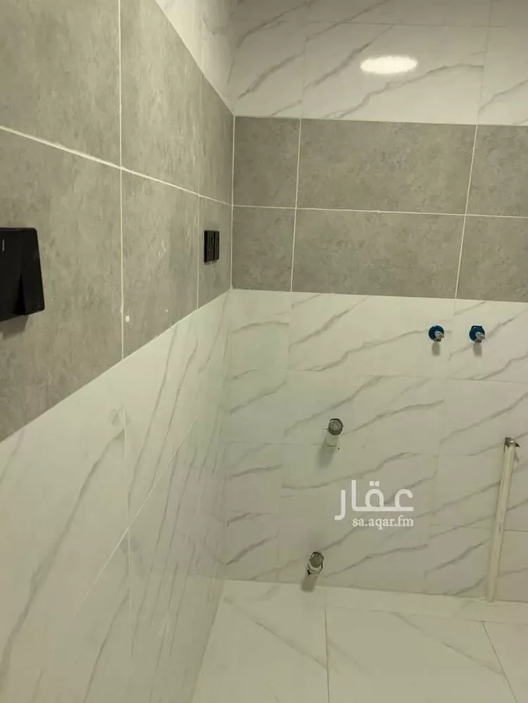 عمارة للبيع في شارع محمد الصرام ، حي الوبرة ، المدينة المنورة ، منطقة المدينة المنورة صورة 2