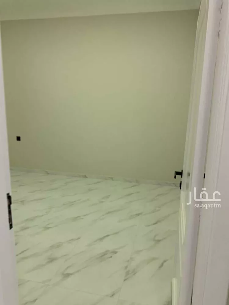 عمارة للبيع في شارع عمر ابن الحكم البهزي ، حي الوبرة ، المدينة المنورة ، منطقة المدينة المنورة