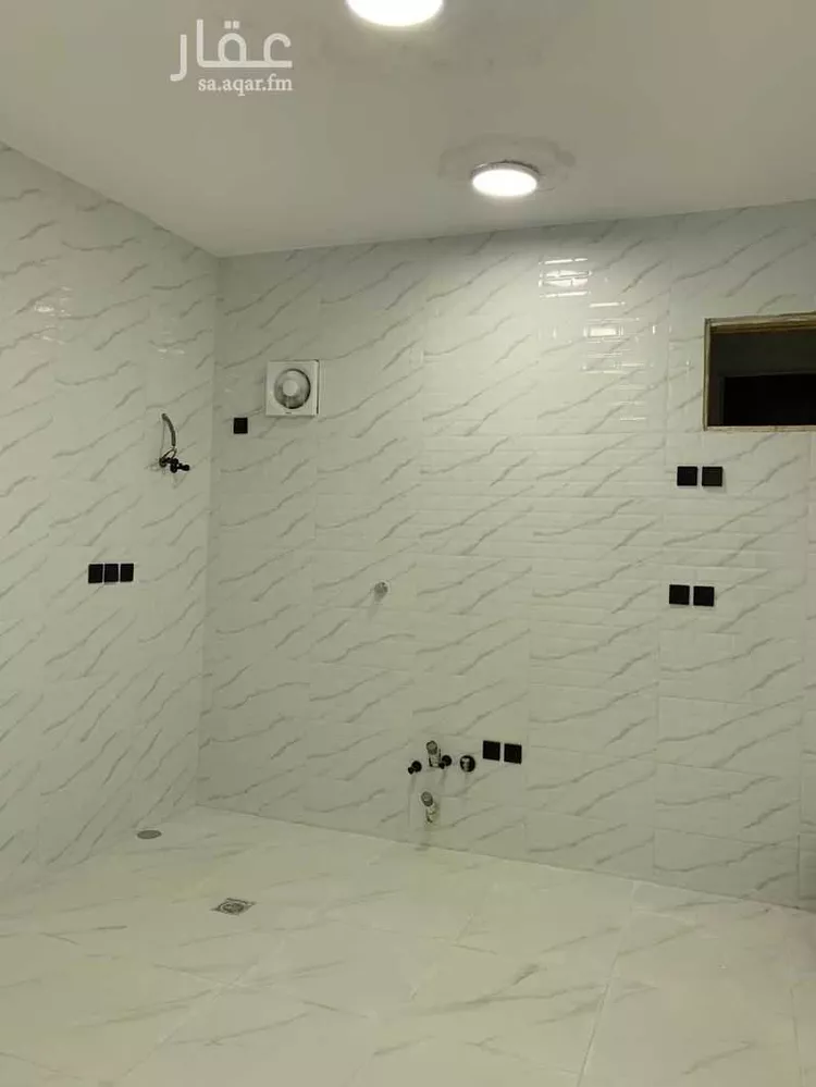 عمارة للبيع في شارع عمر ابن الحكم البهزي ، حي الوبرة ، المدينة المنورة ، منطقة المدينة المنورة صورة 3