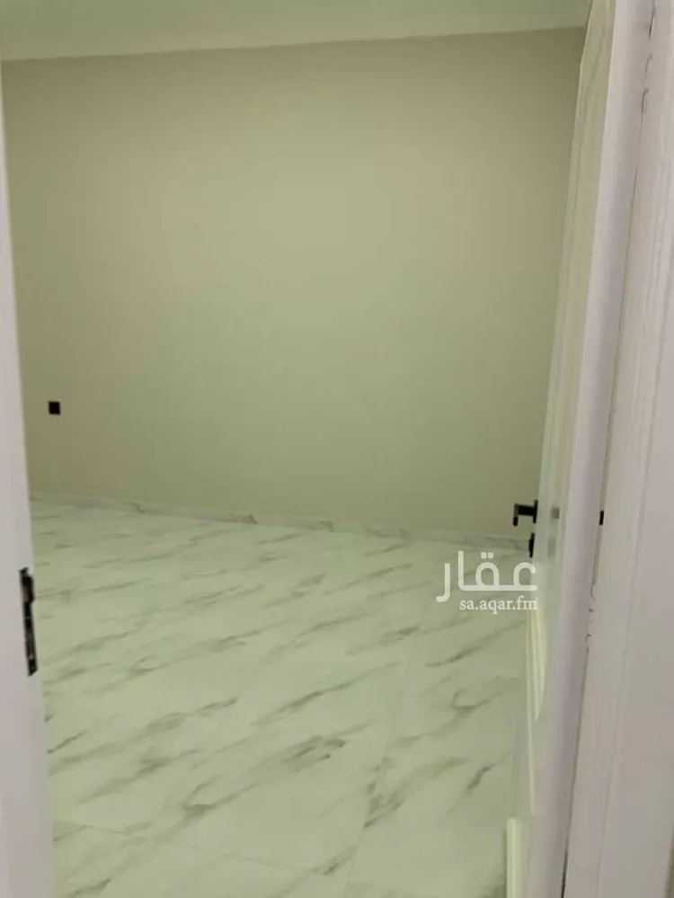 عمارة للبيع في شارع محمد الصرام ، حي الوبرة ، المدينة المنورة ، منطقة المدينة المنورة