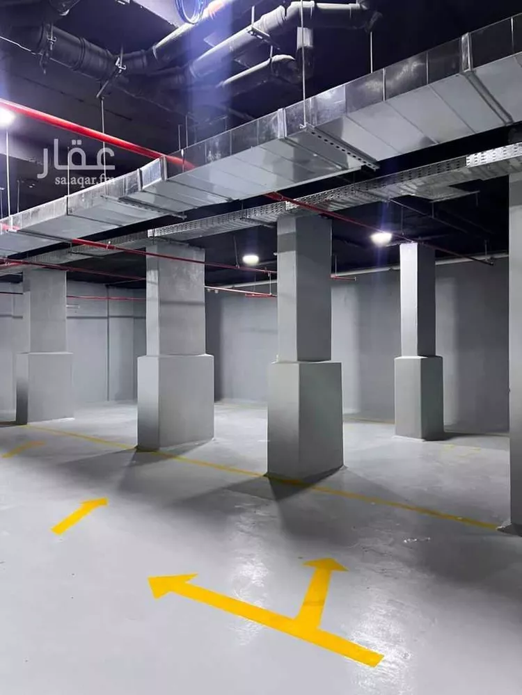 عمارة للبيع في شارع العطايا, حي الجنادرية, مدينة الرياض, منطقة الرياض 9