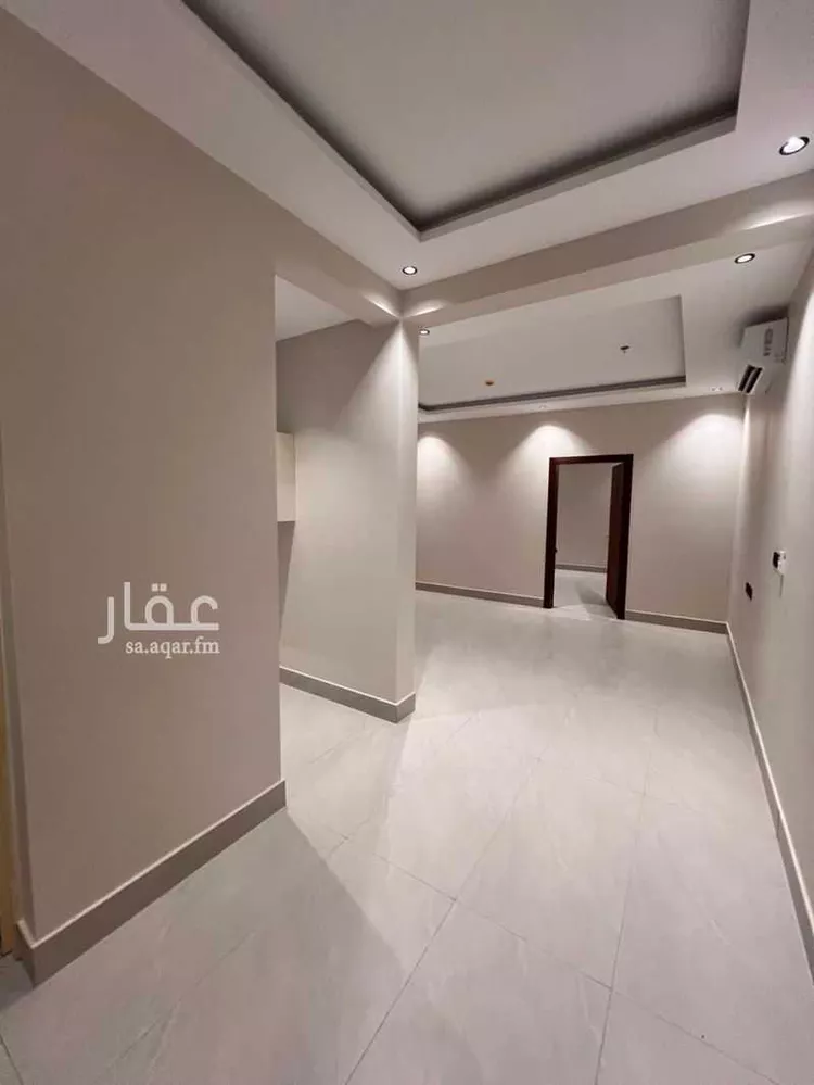 عمارة للبيع في شارع العطايا, حي الجنادرية, مدينة الرياض, منطقة الرياض 12