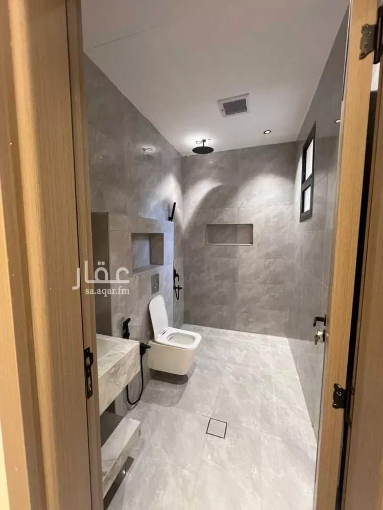 دور للبيع في شارع احمد بن عفيف, حي الجنادرية, مدينة الرياض, منطقة الرياض صورة 2