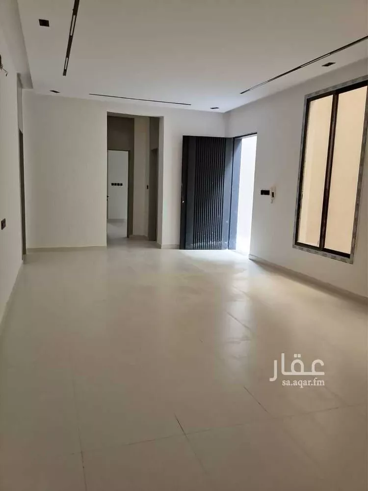 Floor for Sale in Riyadh Al Janadriyah