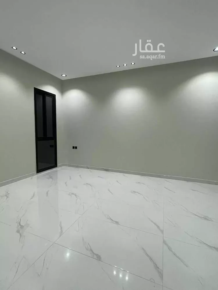 Floor for Sale in Riyadh Al Janadriyah صورة 3