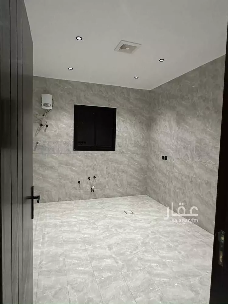 دور للبيع في شارع رقم 164, حي الجنادرية, مدينة الرياض, منطقة الرياض 11