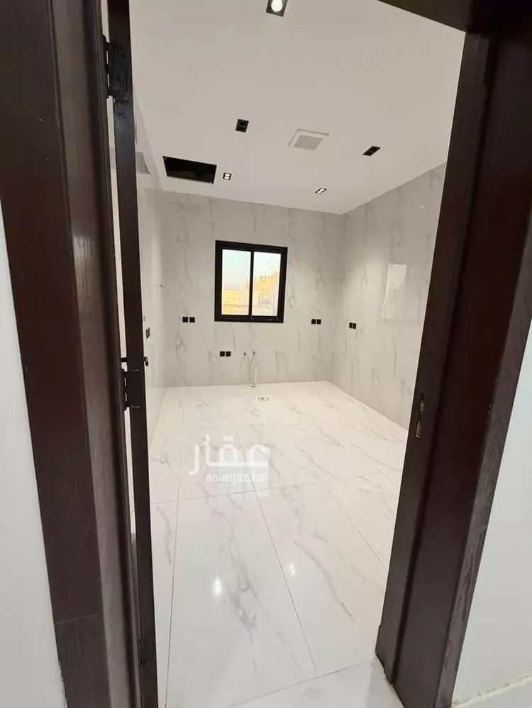 دور للبيع في شارع 355 النظيم, حي النظيم, مدينة الرياض, منطقة الرياض صورة 4