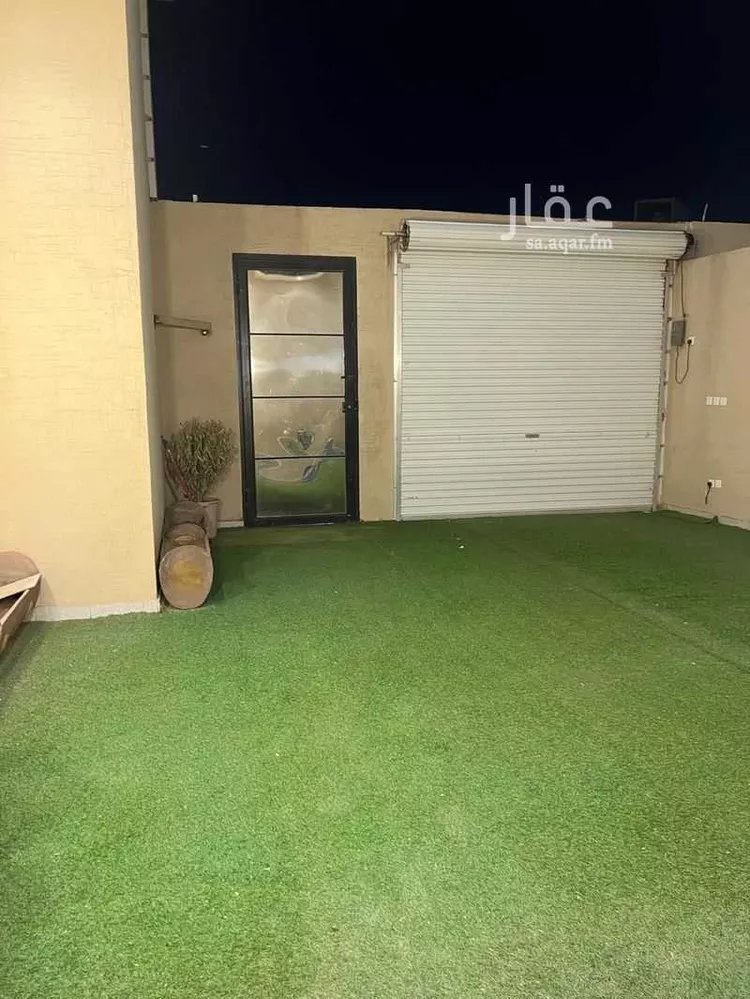 فيلا للبيع في شارع عمر بن عبدالكريم المكي, حي بدر, مدينة الرياض, منطقة الرياض صورة 2