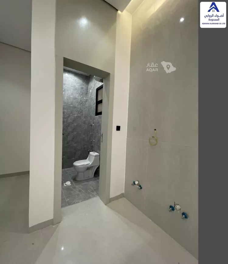 فيلا للبيع في شارع أوس الطائي, حي النهضة, مدينة الرياض, منطقة الرياض 5
