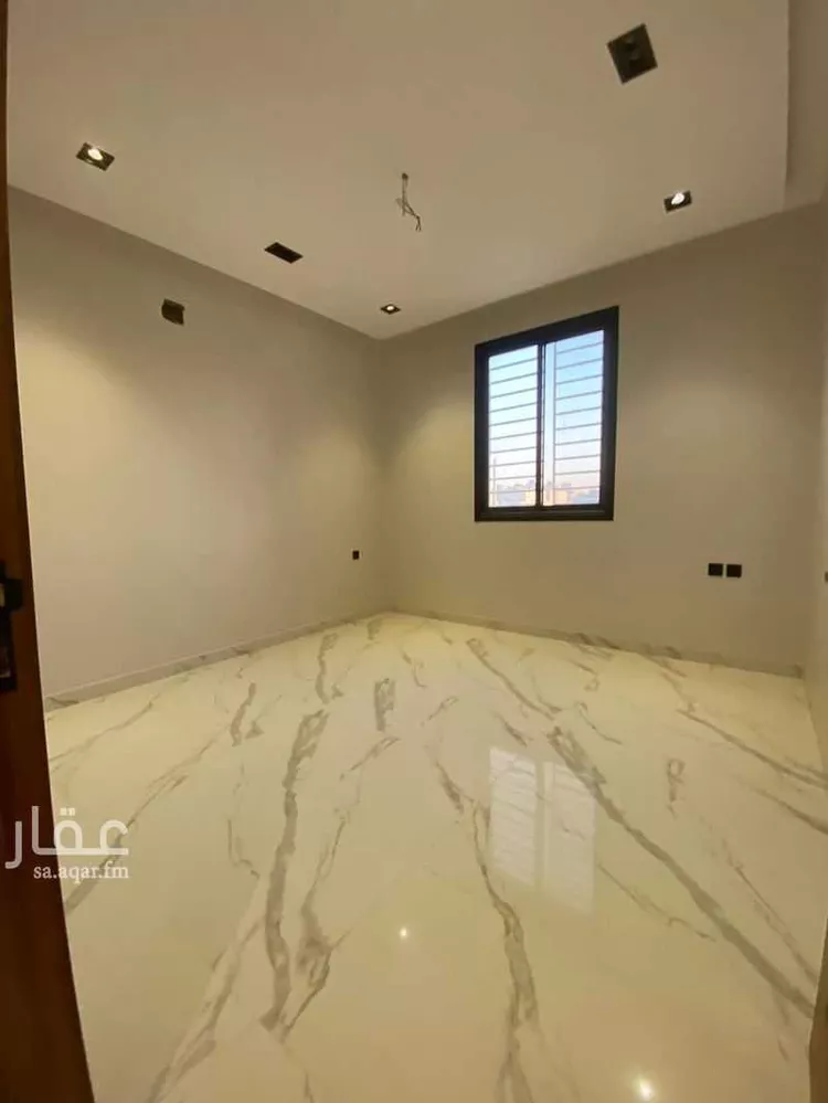 دور للبيع في شارع السيد عبدالله شطا, حي الرمال, مدينة الرياض, منطقة الرياض صورة 4
