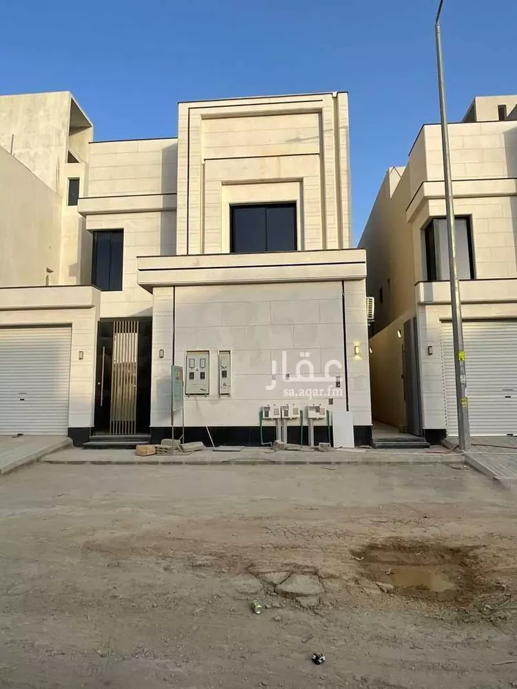 Floor for Sale in Riyadh Al Janadriyah
