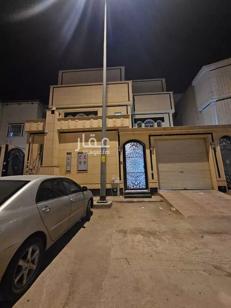 فيلا للبيع في شارع عبدالرحمن بن أبي ياسر, حي الرمال, مدينة الرياض, منطقة الرياض