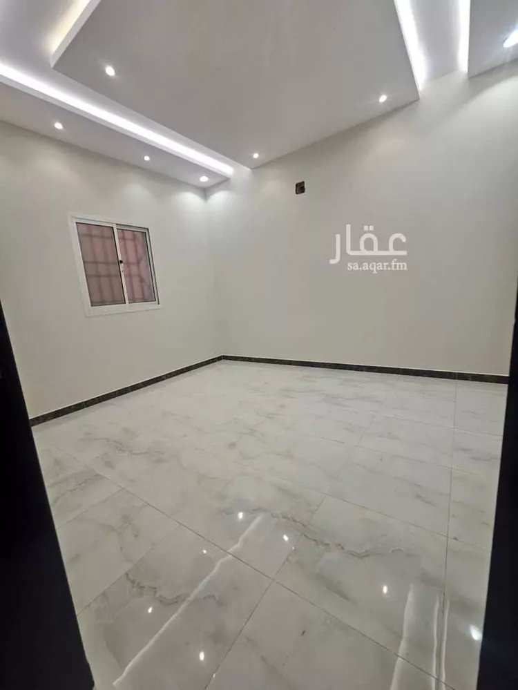 فيلا للبيع في شارع عمر مكرم, حي الرمال, مدينة الرياض, منطقة الرياض صورة 5