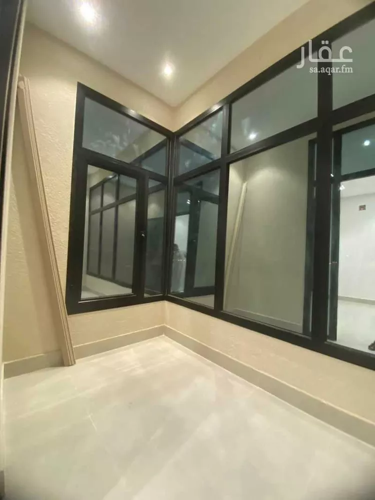 شقة للبيع في شارع طرق جبل اجياد, حي ضاحية نمار, مدينة الرياض, منطقة الرياض 8