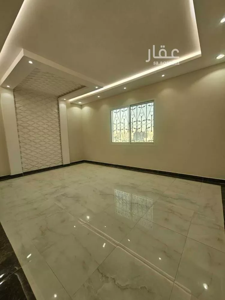 فيلا للبيع في شارع عمر مكرم, حي الرمال, مدينة الرياض, منطقة الرياض 11