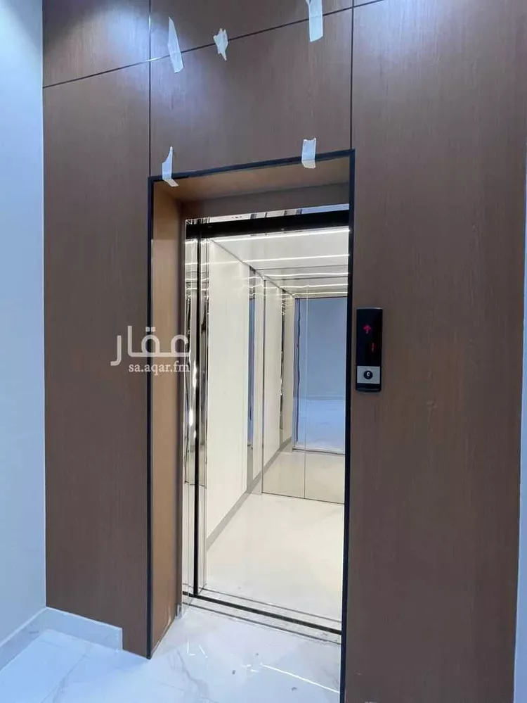 Floor for Sale in Riyadh Al Janadriyah صورة 5