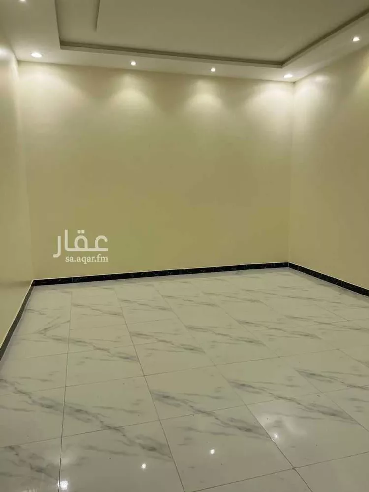فيلا للبيع في شارع عمر بن عبدالكريم المكي, حي بدر, مدينة الرياض, منطقة الرياض 11