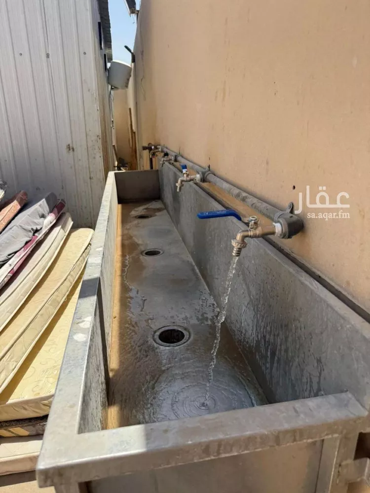 عمارة للإيجار في شارع شمس الدين عبدالملك, حي الرمال, مدينة الرياض, منطقة الرياض