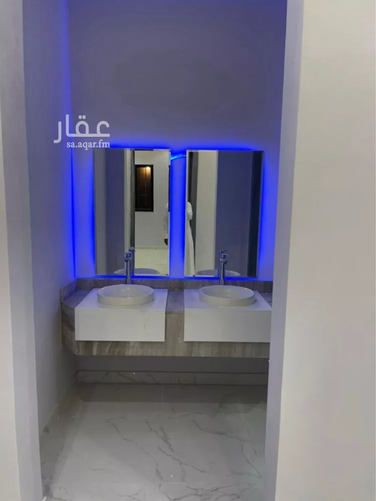 فيلا للبيع في شارع علي بن السخاوي, حي الرمال, مدينة الرياض, منطقة الرياض