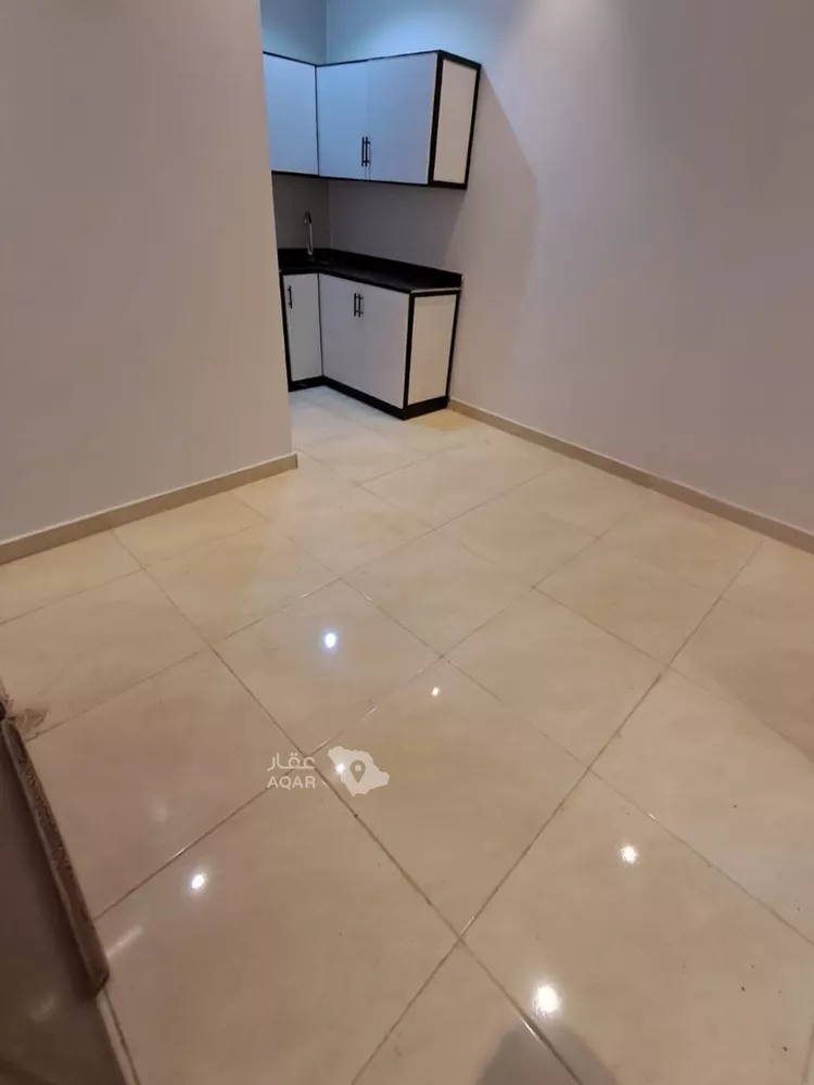 شقة للإيجار في شارع الغريسة, حي إشبيلية, مدينة الرياض, منطقة الرياض