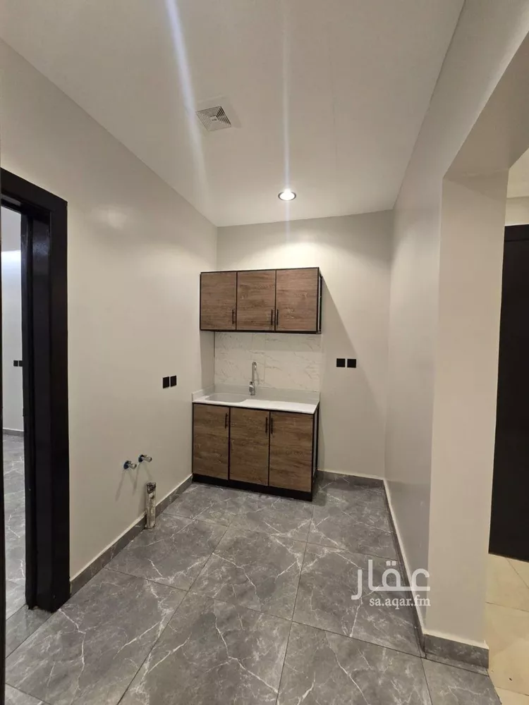 شقة للإيجار في شارع الامير ناصر بن سعود بن فرحان ال سعود, حي الصحافة, مدينة الرياض, منطقة الرياض صورة 3