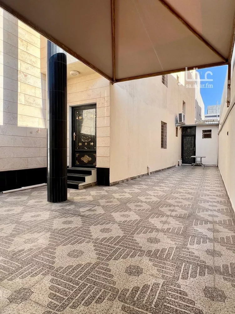 فيلا للبيع في شارع النبلاء, حي الشعلة, مدينة الدمام, المنطقة الشرقية صورة 2