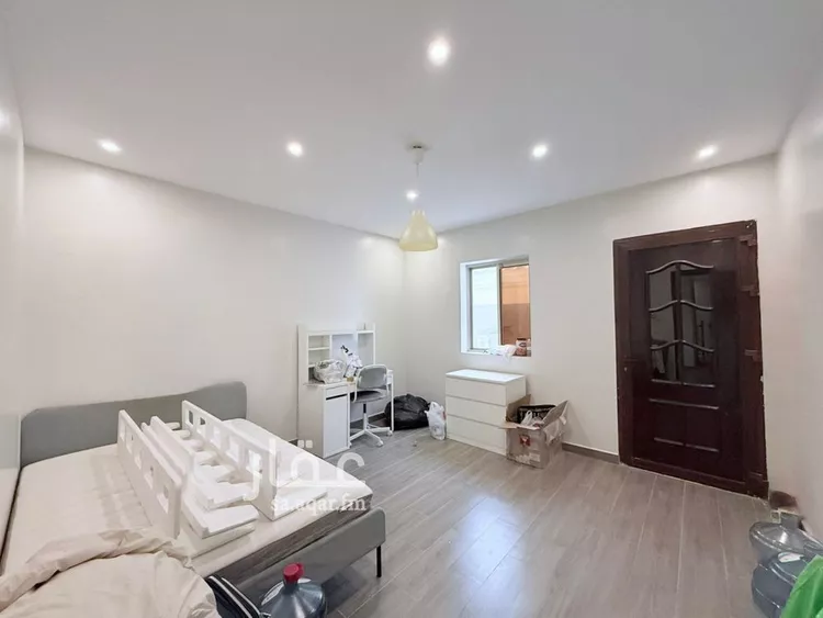 شقة للبيع في شارع ابو محمد المهذب, حي الندى, مدينة الدمام, المنطقة الشرقية