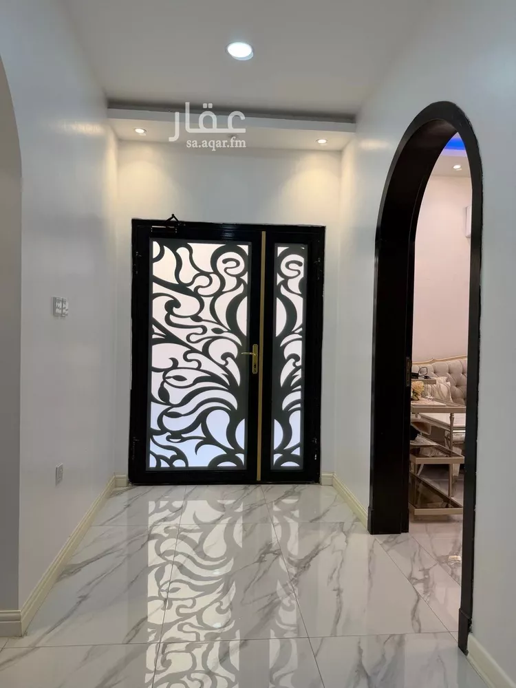 فيلا للبيع في شارع الندى, حي الشعلة, مدينة الدمام, المنطقة الشرقية صورة 3