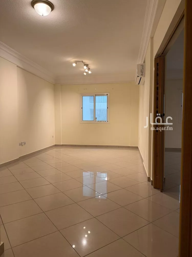 شقة للإيجار في شارع عتبة بن ربيعة, حي المنتزة, مدينة الدمام, المنطقة الشرقية صورة 3