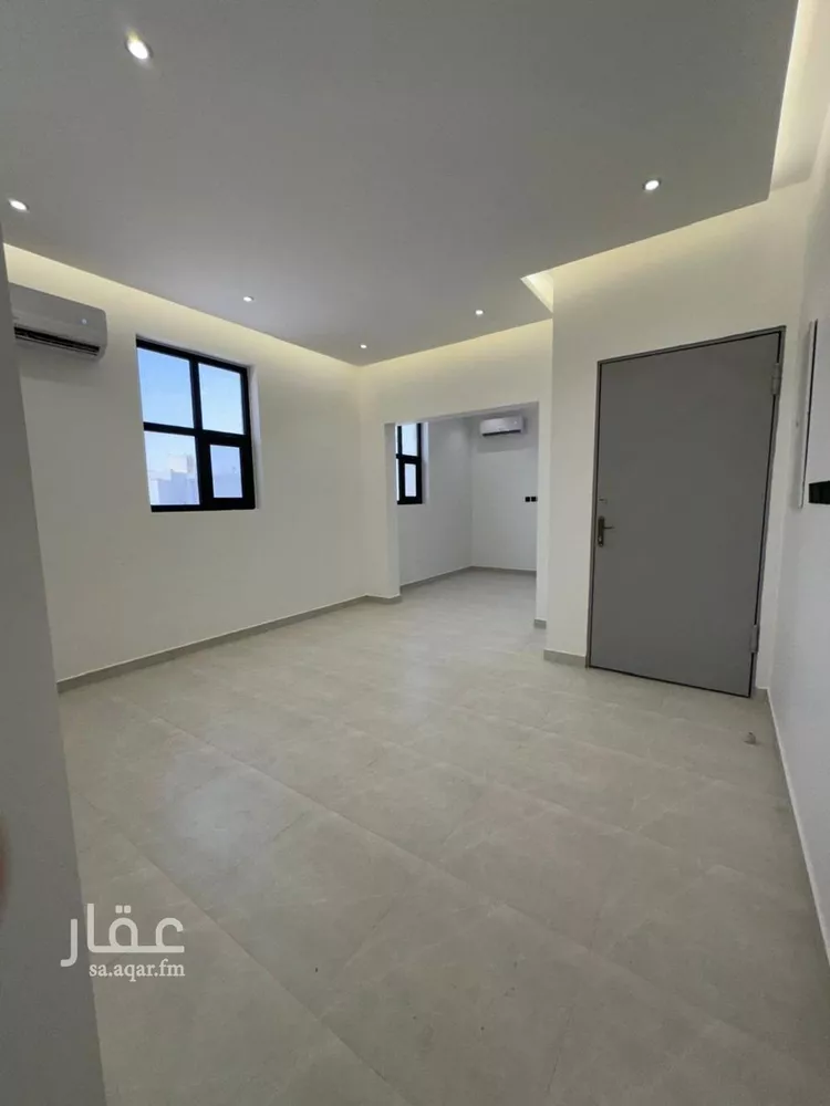 دور للإيجار في شارع عمر الريس, حي الرمال, مدينة الرياض, منطقة الرياض 7