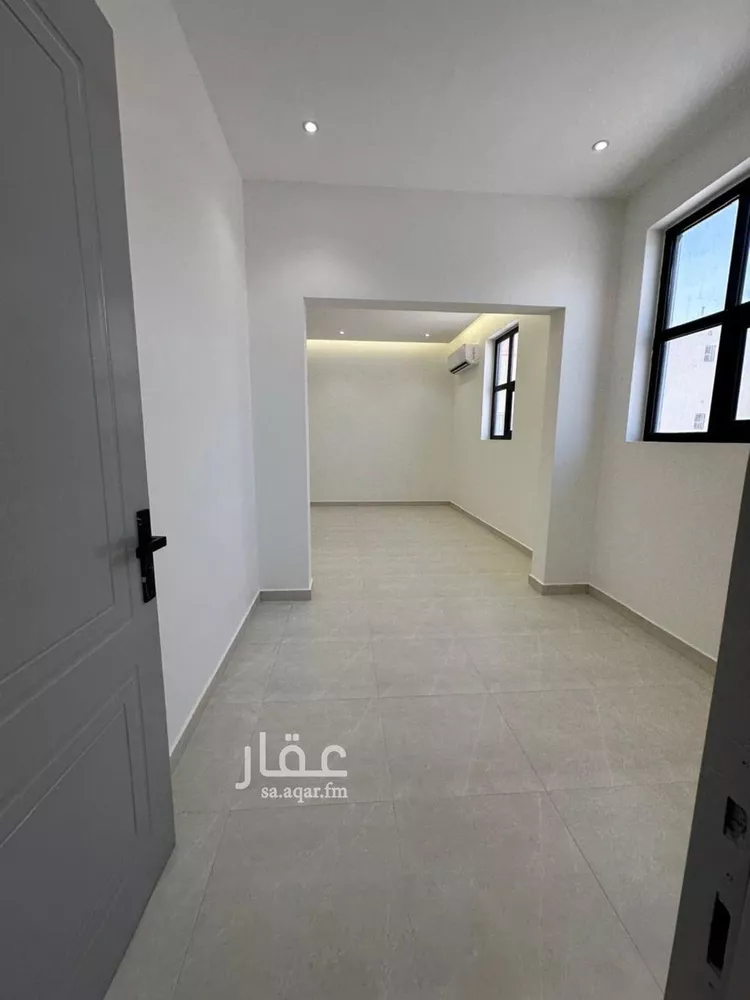 دور للإيجار في شارع عمر الريس, حي الرمال, مدينة الرياض, منطقة الرياض 12