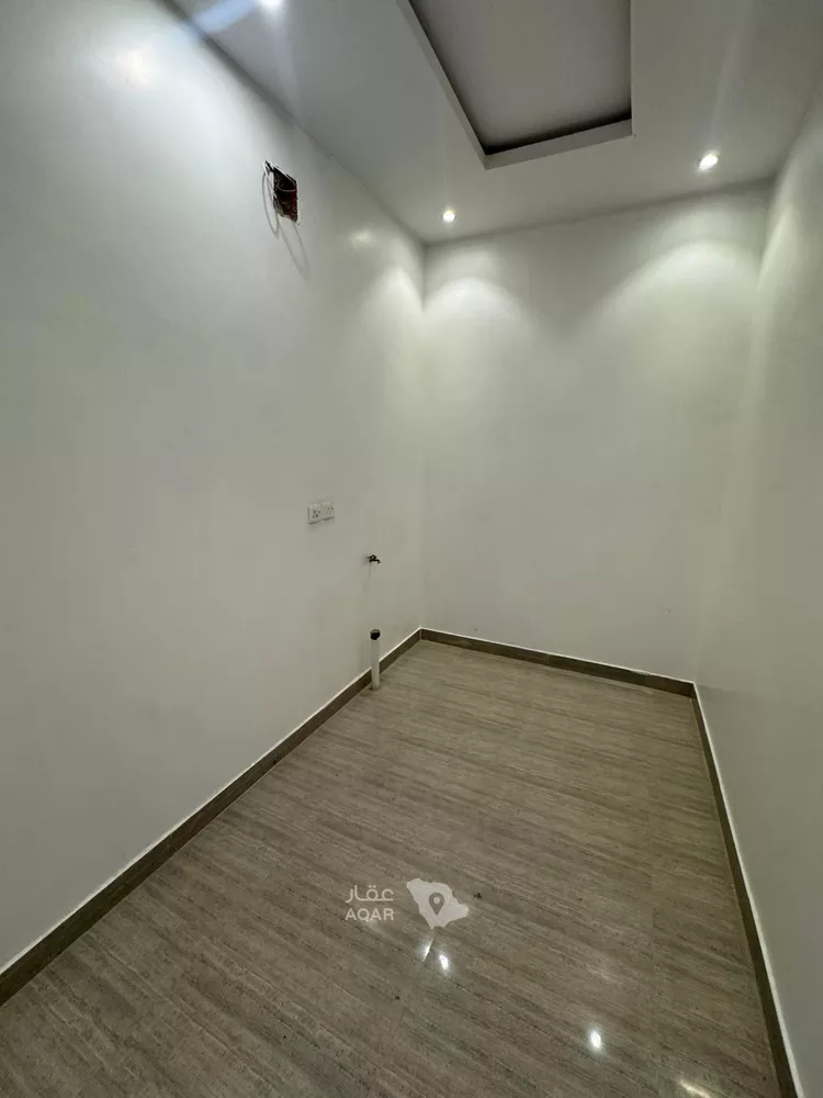 فيلا للإيجار في شارع الربيع بن سليمان, حي الرمال, مدينة الرياض, منطقة الرياض 11