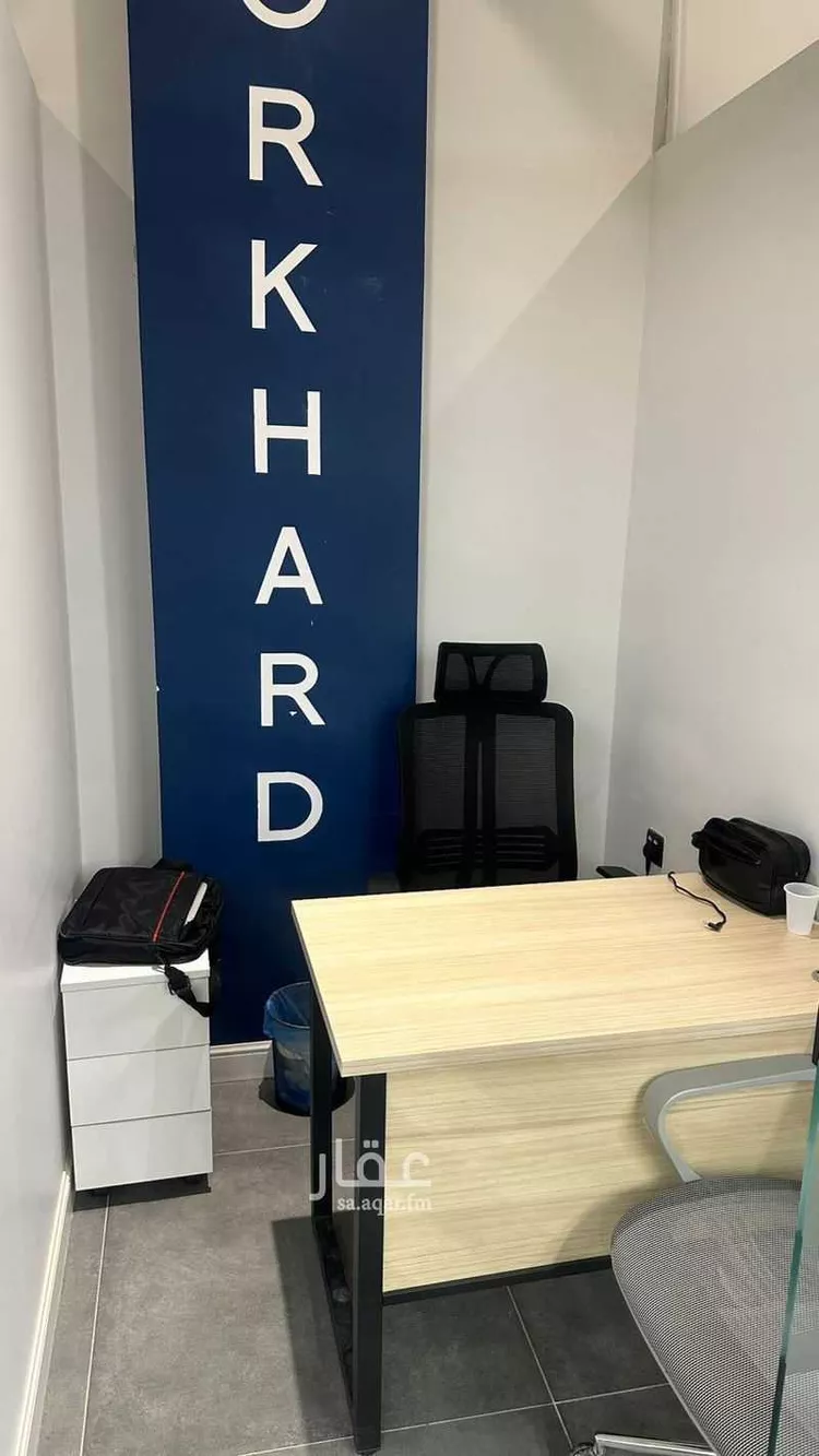 مكتب تجاري للإيجار في شارع صيدا, حي الدريهمية, مدينة الرياض, منطقة الرياض