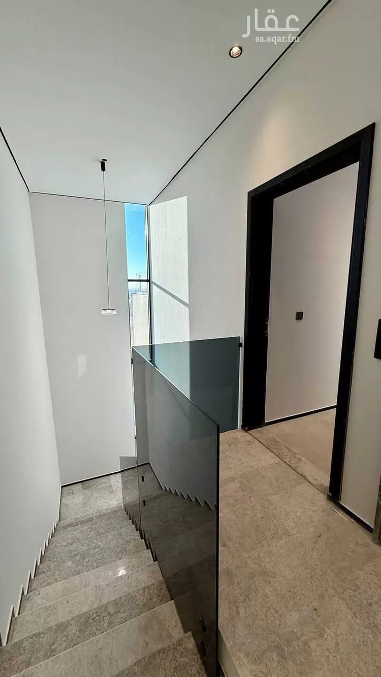 دور للبيع في شارع واد ي الريحان, حي الربوة, مدينة الرياض, منطقة الرياض صورة 4