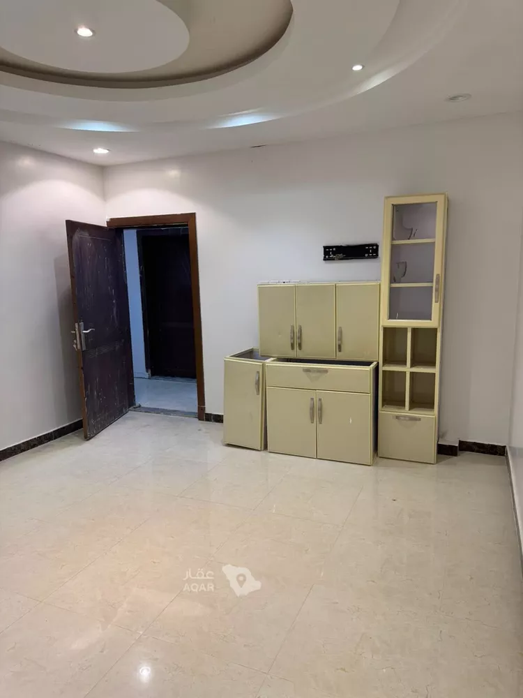 Studio for rent in Riyadh Dhahrat Namar