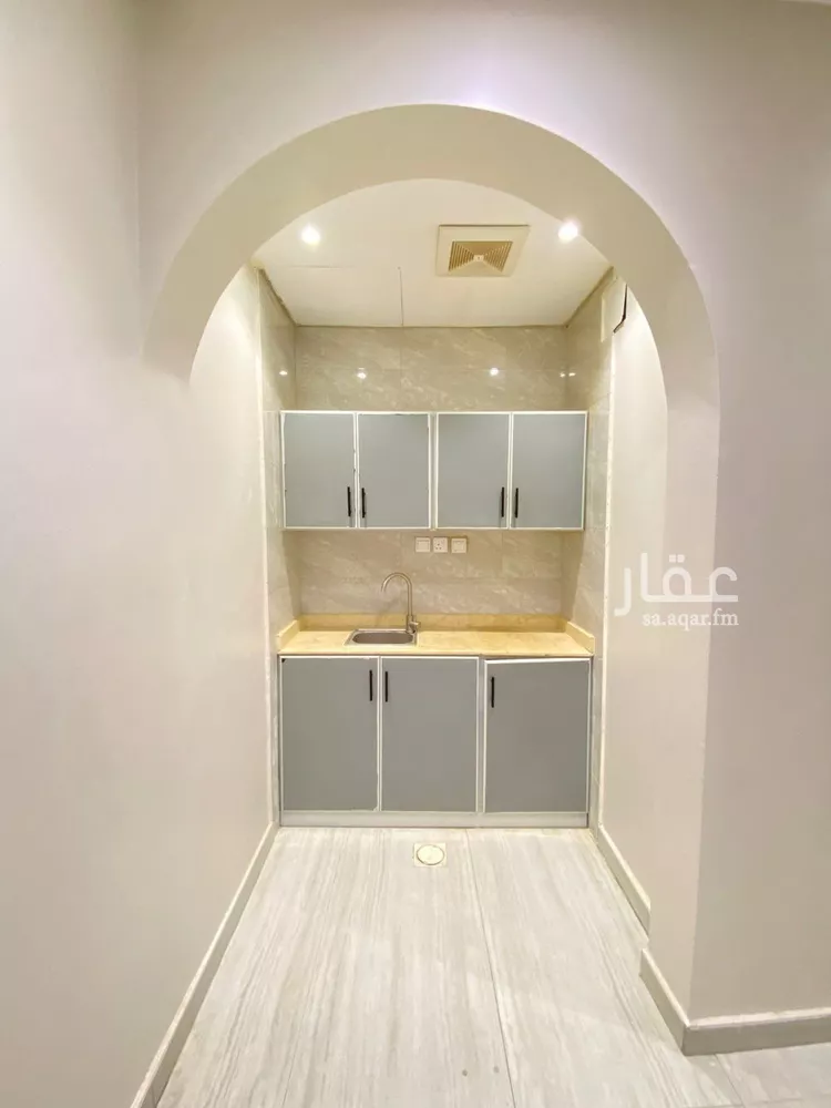 شقة للإيجار في شارع جرير بن عبدالله البجلي, حي مغرزات, مدينة الرياض, منطقة الرياض صورة 4