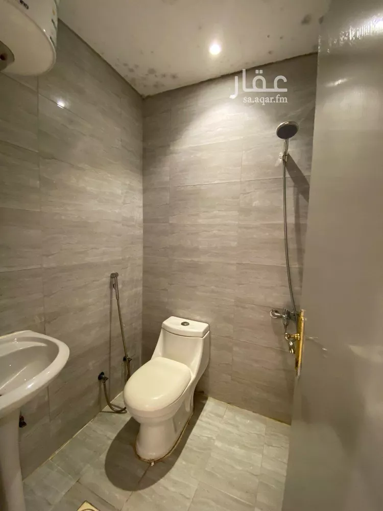 شقة للإيجار في شارع محمد بن أحمد أبي شيبة, حي الشفاء, مدينة الرياض, منطقة الرياض