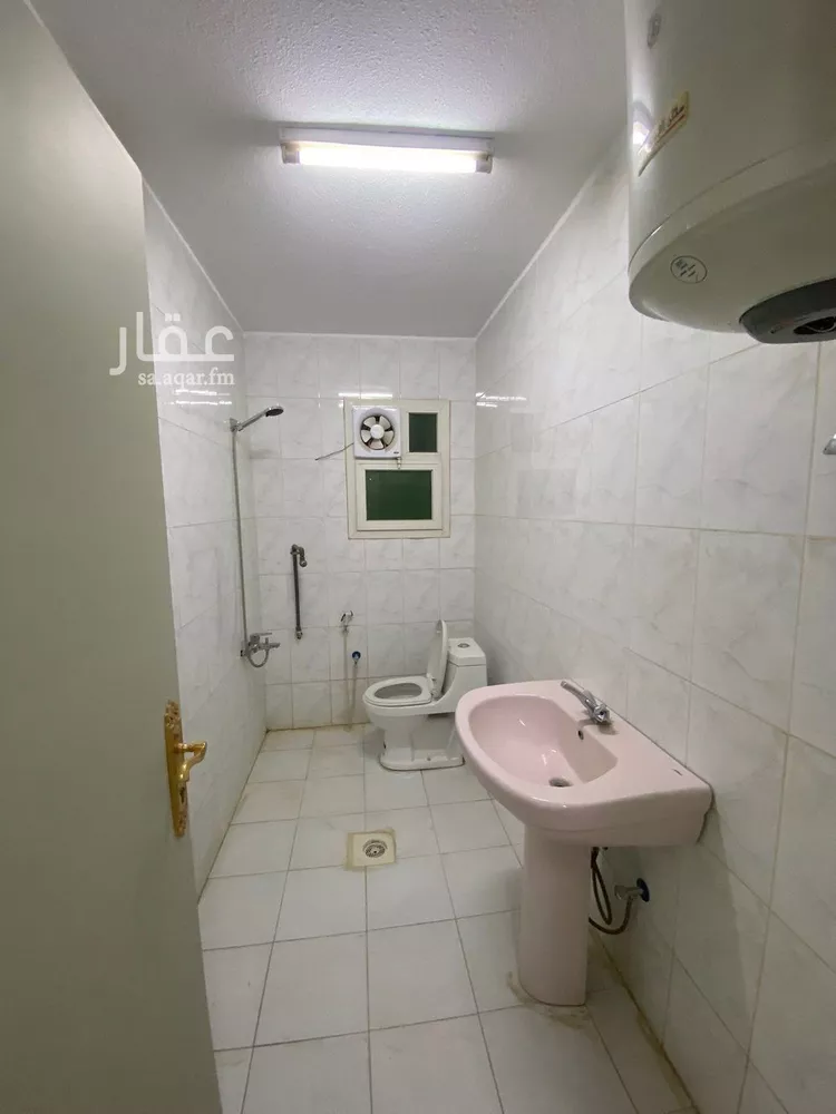 Floor for Rent in Riyadh Al Falah 22