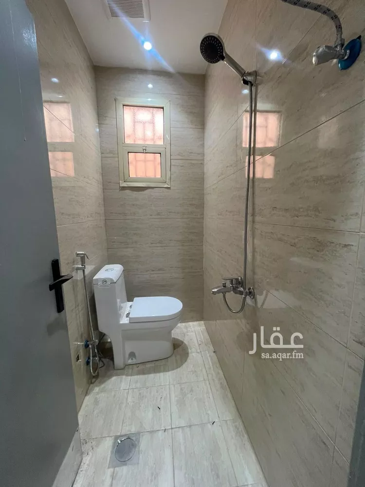 شقة للإيجار في شارع يثرب, حي بدر, مدينة الرياض, منطقة الرياض صورة 5