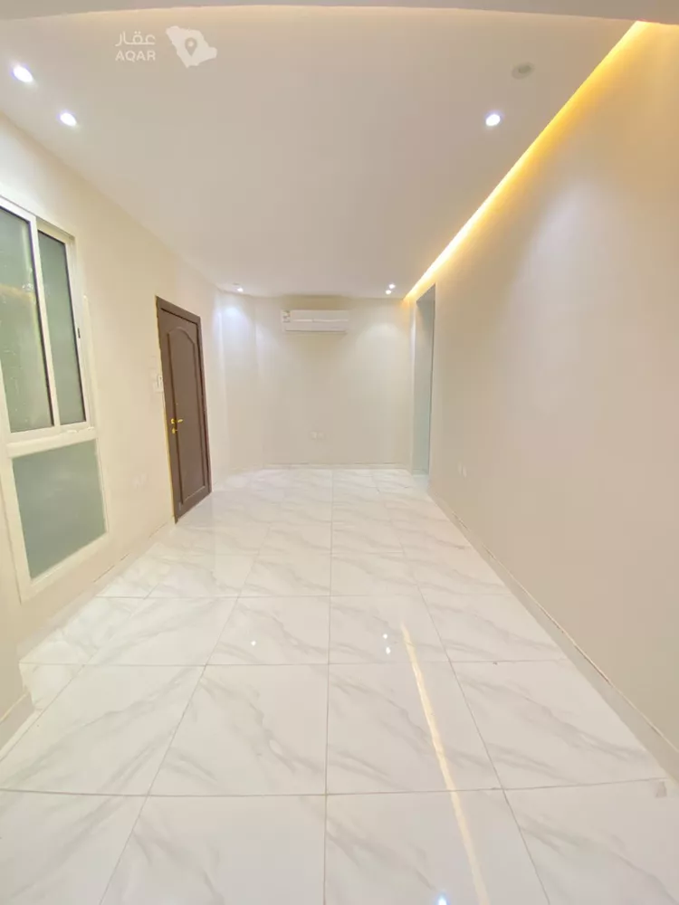 شقة للإيجار في شارع جرير بن عبدالله البجلي, حي مغرزات, مدينة الرياض, منطقة الرياض 2