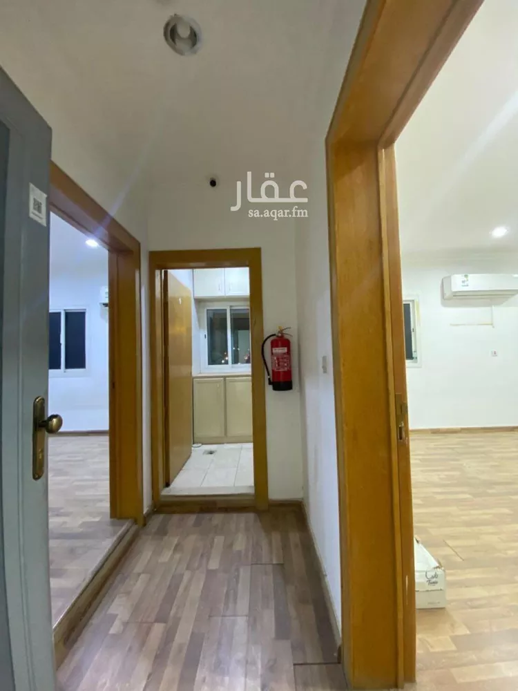 مكتب تجاري للإيجار في شارع الشيخ سلمان بن حمد آل خليفة, حي الملز, مدينة الرياض, منطقة الرياض صورة 3