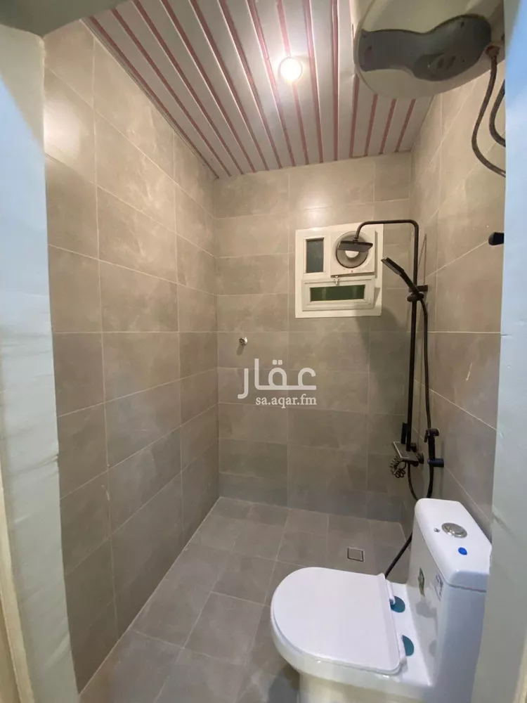 Floor for Rent in Riyadh Al Falah 16