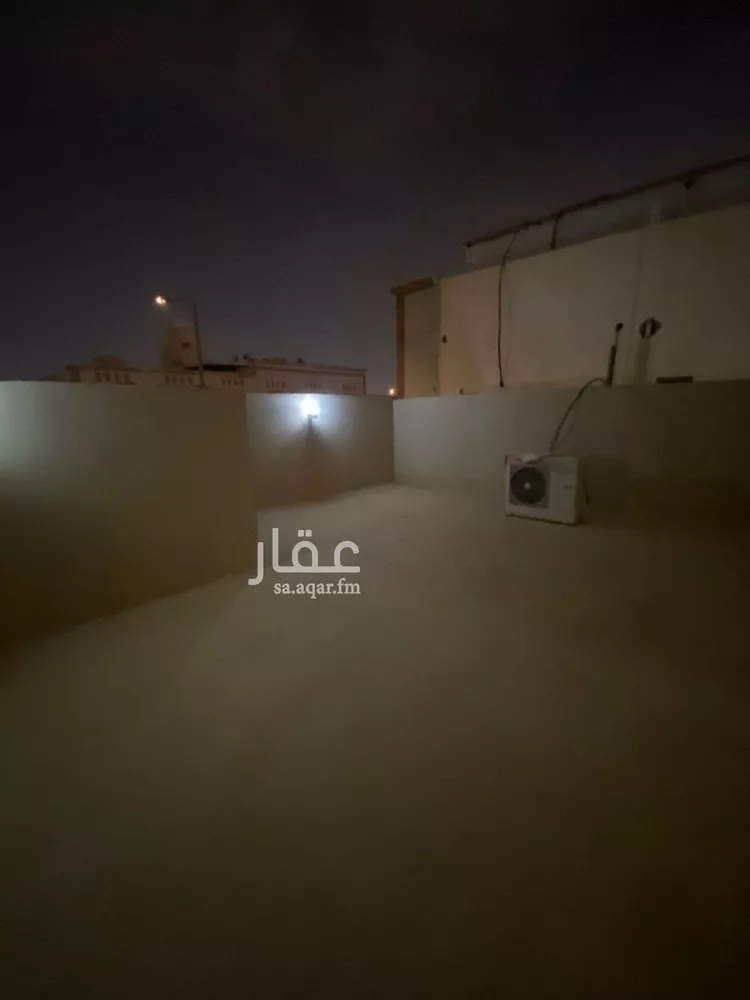 Floor for Rent in Riyadh Al Falah 21