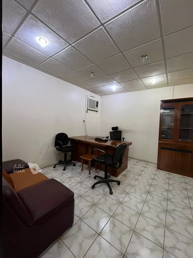 Commercial Office for Rent in Riyadh Al Malaz 2